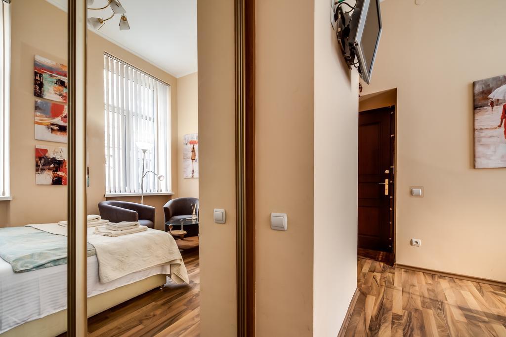 Queens Apartments Lviv Dış mekan fotoğraf